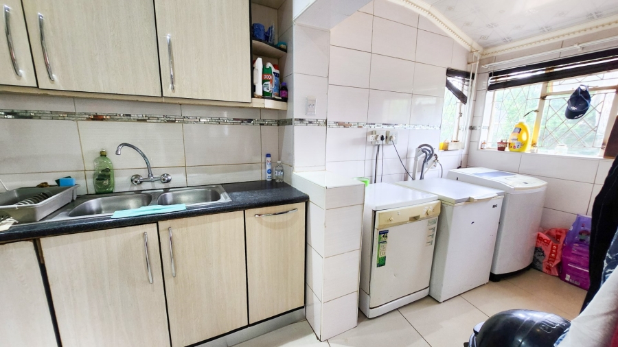 4 Bedroom Property for Sale in Flamwood North West